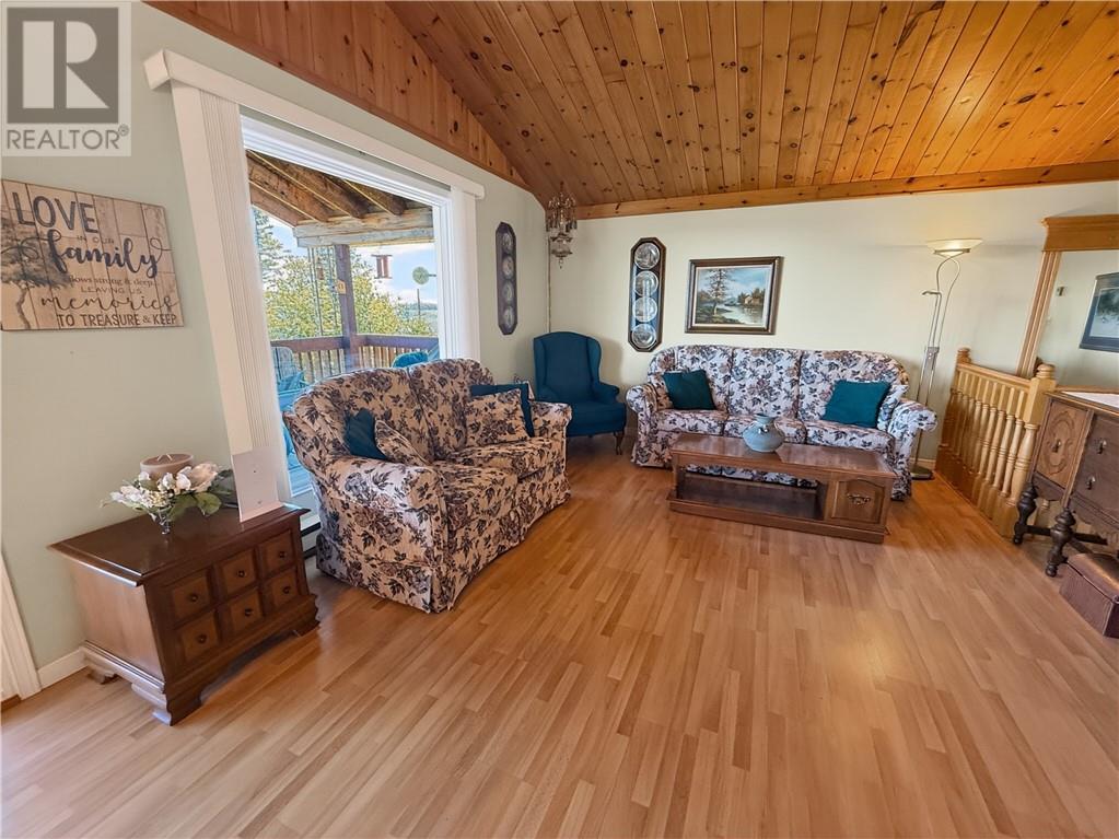 238 Lonesome Pine Trail, Tehkummah, Ontario  P0P 2C0 - Photo 17 - 2127877