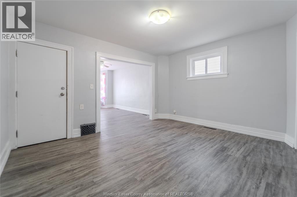 1124 Mercer Street, Windsor, Ontario N9A 1N9 - Photo 10 - 26011517