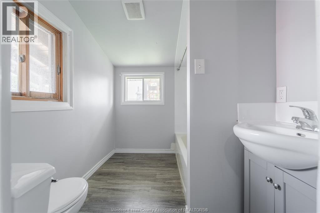 1124 Mercer Street, Windsor, Ontario N9A 1N9 - Photo 14 - 26011517