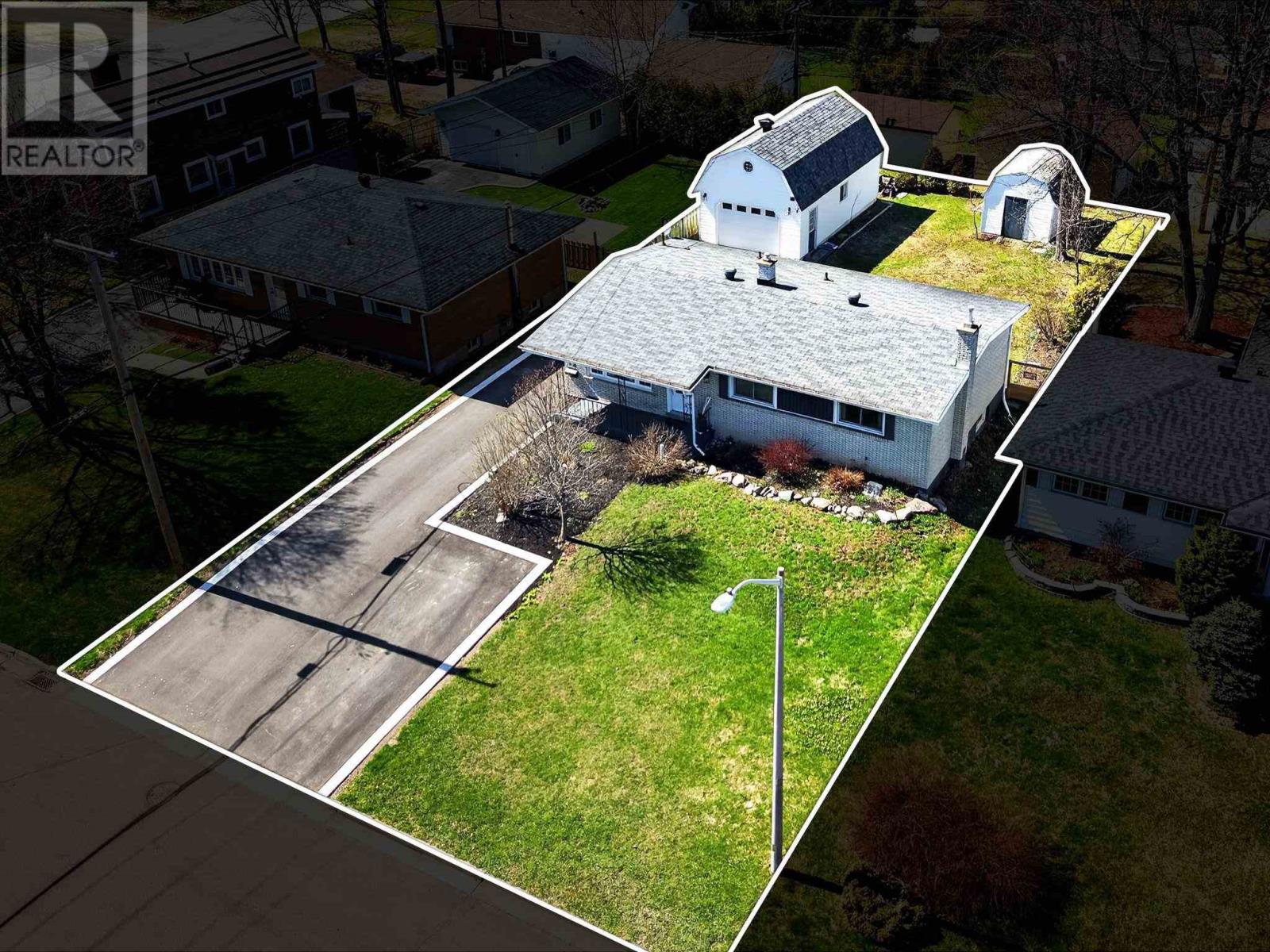 15 Pinemore Blvd, Sault Ste. Marie, Ontario  P6B 4E4 - Photo 5 - SM261045
