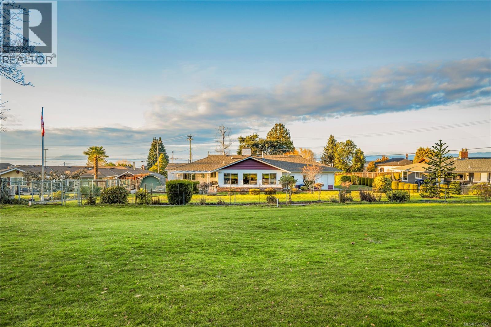 260 Elizabeth Ave, Qualicum Beach, British Columbia  V9K 1G8 - Photo 25 - 1033823