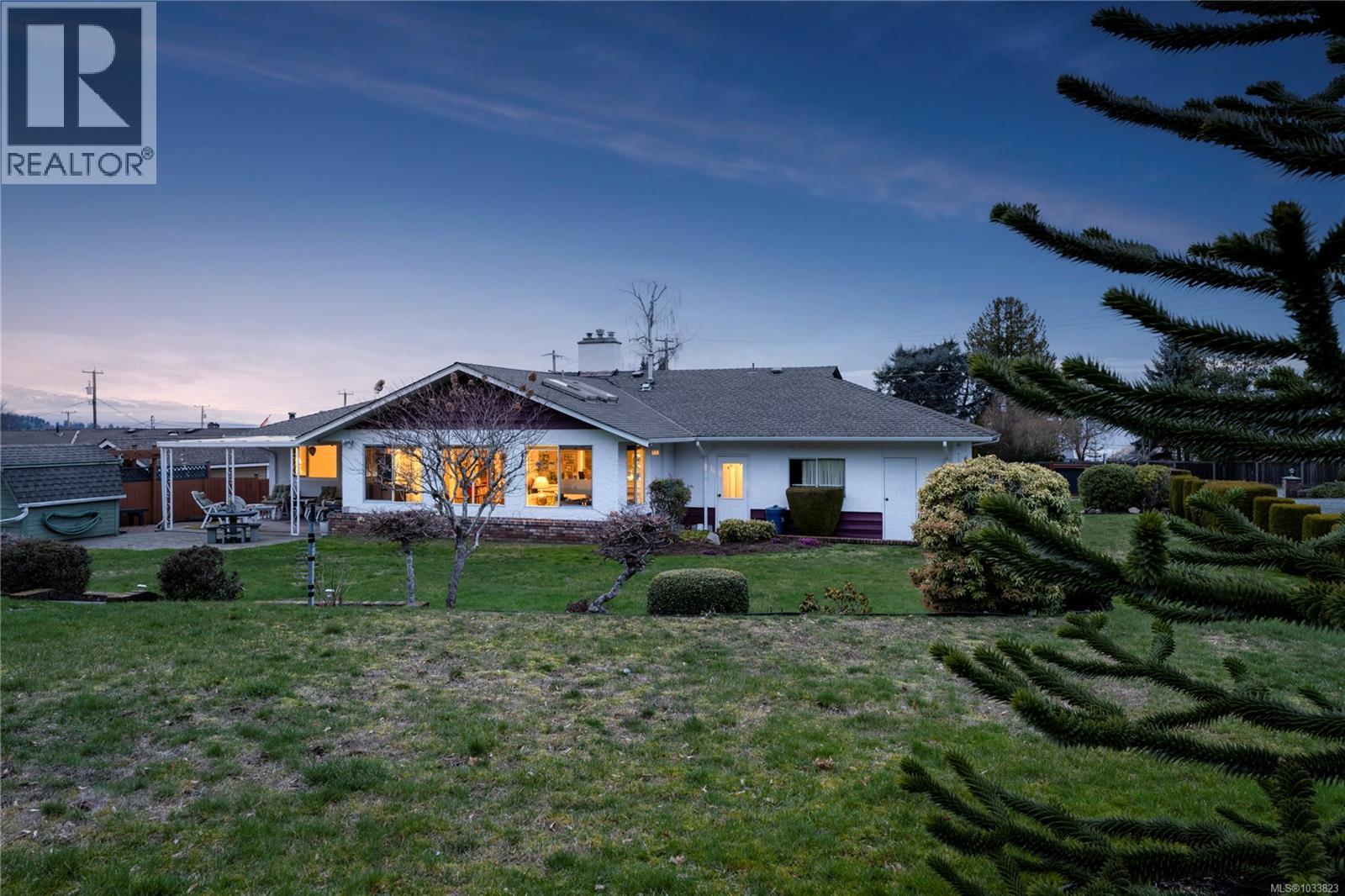 260 Elizabeth Ave, Qualicum Beach, British Columbia  V9K 1G8 - Photo 49 - 1033823