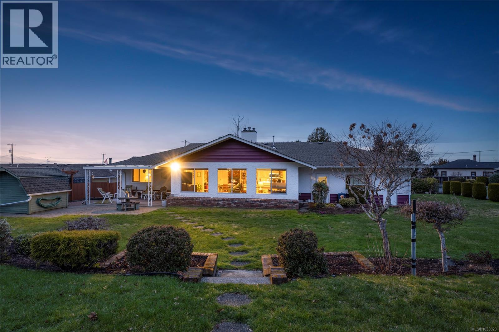 260 Elizabeth Ave, Qualicum Beach, British Columbia  V9K 1G8 - Photo 52 - 1033823