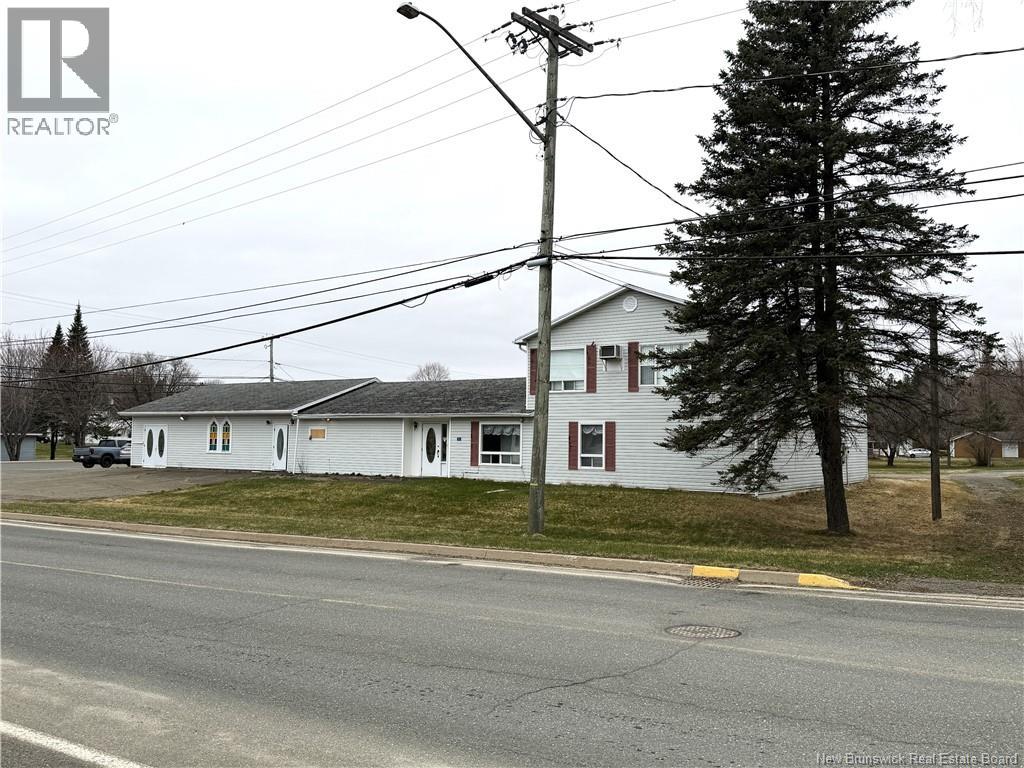 31 Hospital Street, Bath, New Brunswick  E7J 1B5 - Photo 1 - NB139913