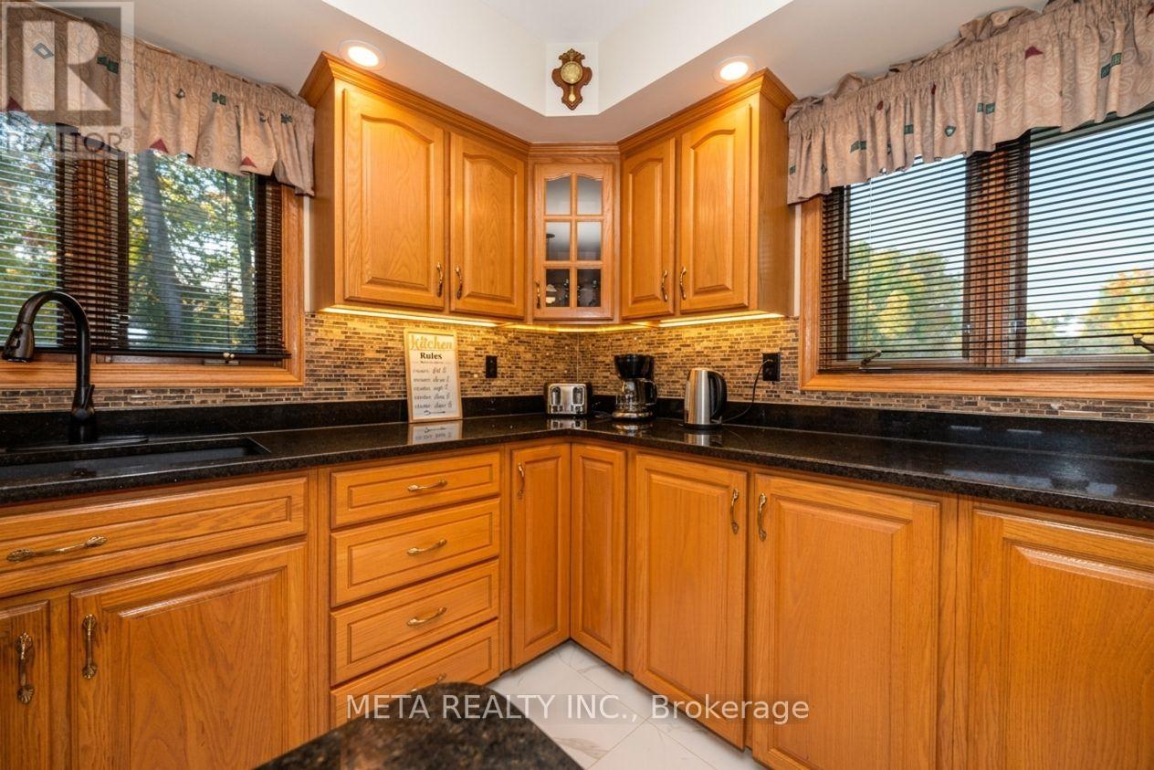 800 Forest Park Road, Laurentian Valley, Ontario  K8A 6W2 - Photo 20 - X13149474