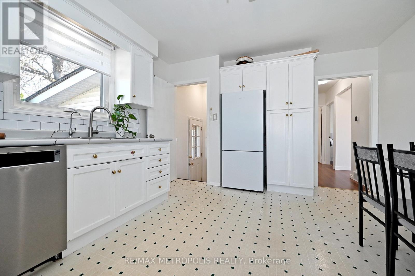 811 Dolph Street N, Cambridge, Ontario  N3H 2B6 - Photo 11 - X13149716