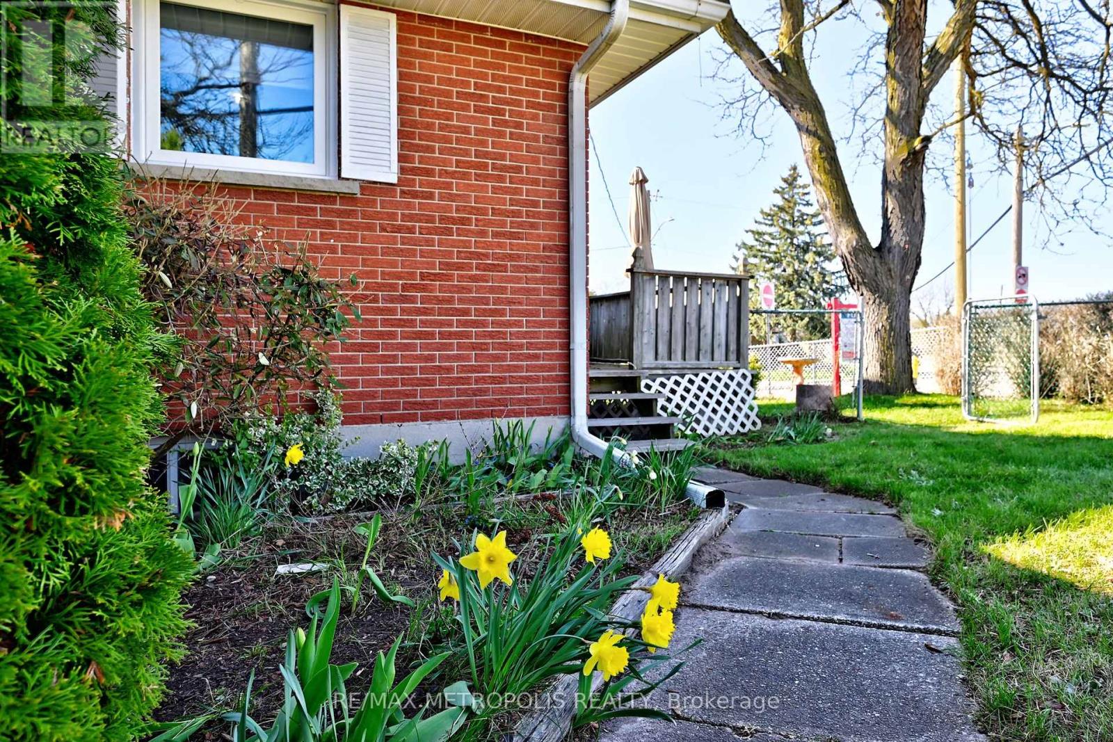 811 Dolph Street N, Cambridge, Ontario  N3H 2B6 - Photo 38 - X13149716