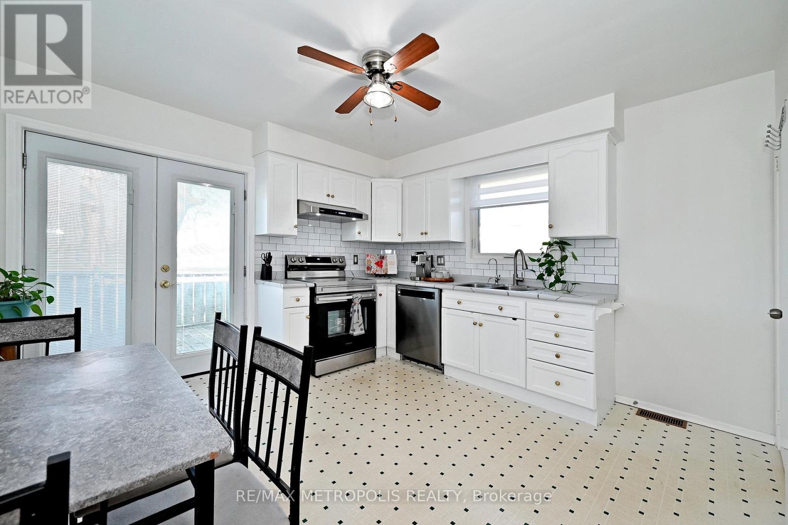 811 Dolph Street N, Cambridge, Ontario  N3H 2B6 - Photo 9 - X13149716