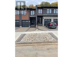 912 ROBERT FERRIE DRIVE, Kitchener, Ontario