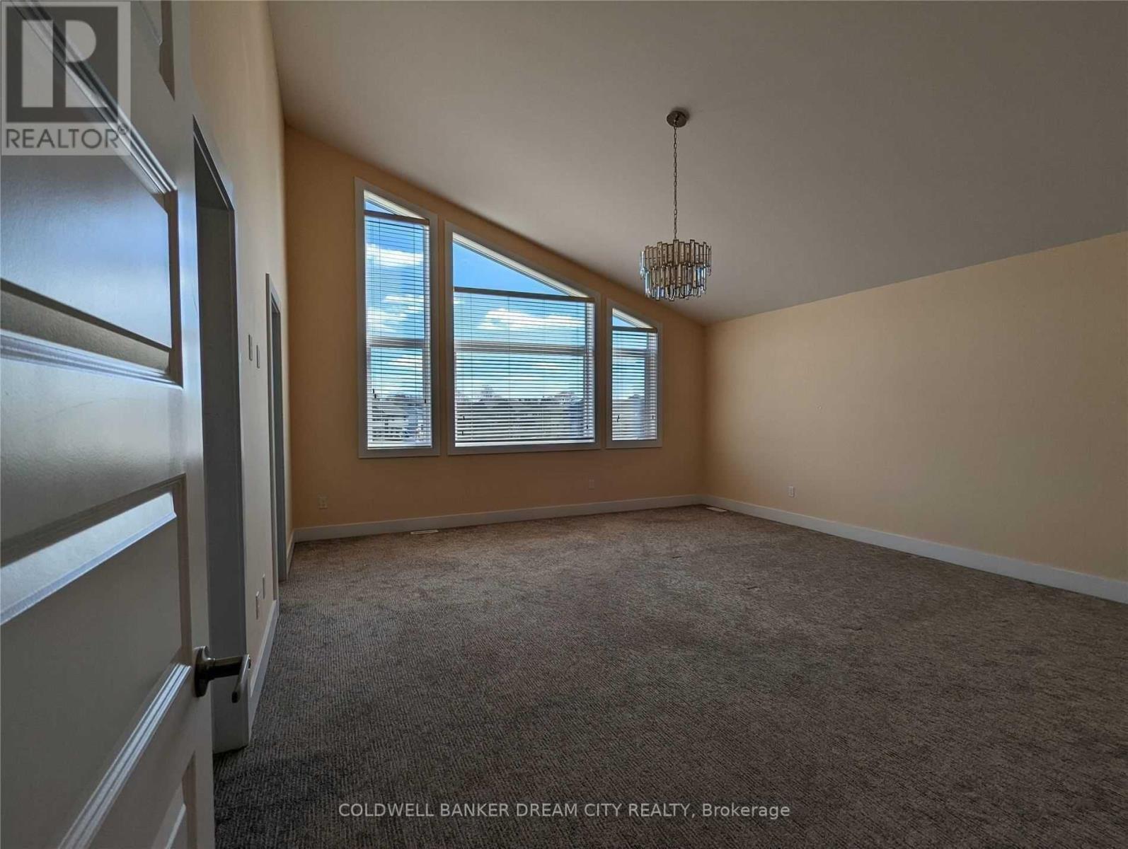 1236 Medway Park Drive, London North, Ontario  N6G 0V6 - Photo 4 - X13149840