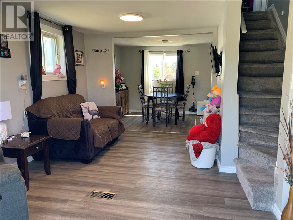 294 Cote Boulevard, Hanmer, Ontario  P3P 1M7 - Photo 5 - 2127912