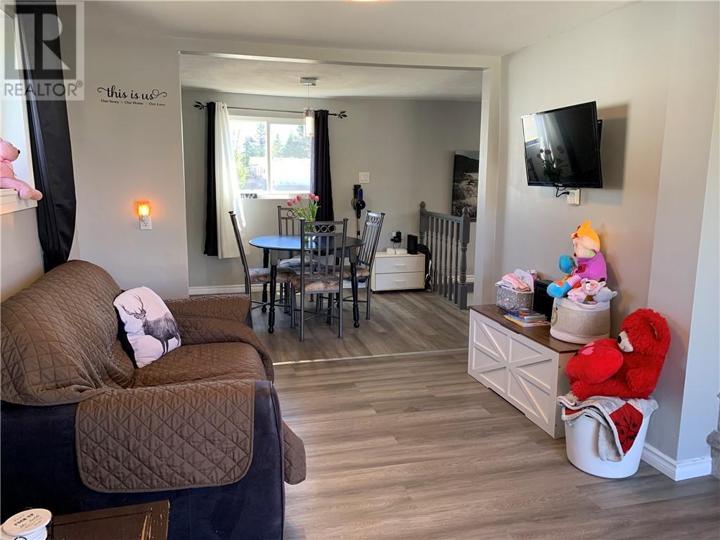 294 Cote Boulevard, Hanmer, Ontario  P3P 1M7 - Photo 6 - 2127912