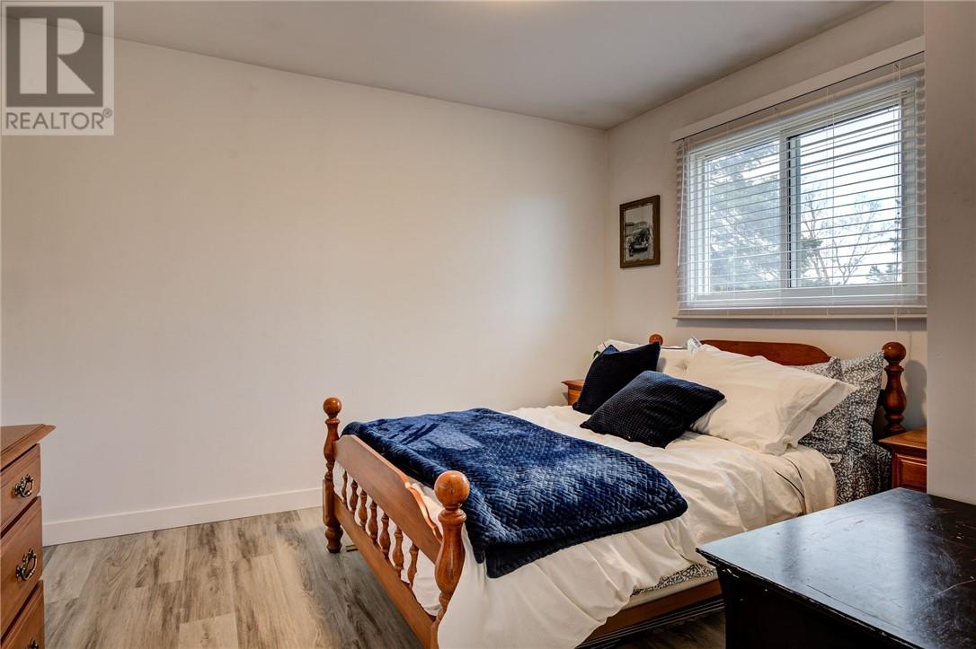 1700 Richard Street, Val Caron, Ontario  P3N 1H2 - Photo 5 - 2127850