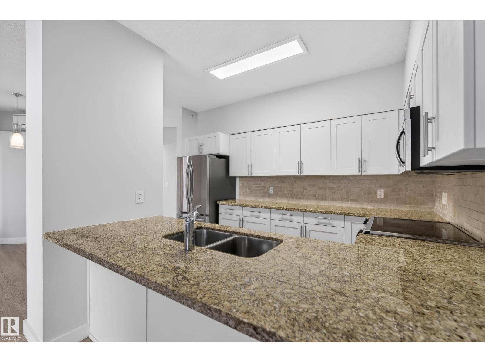#501 10136 104 St Nw, Edmonton, Alberta  T5J 0B5 - Photo 11 - E4488770