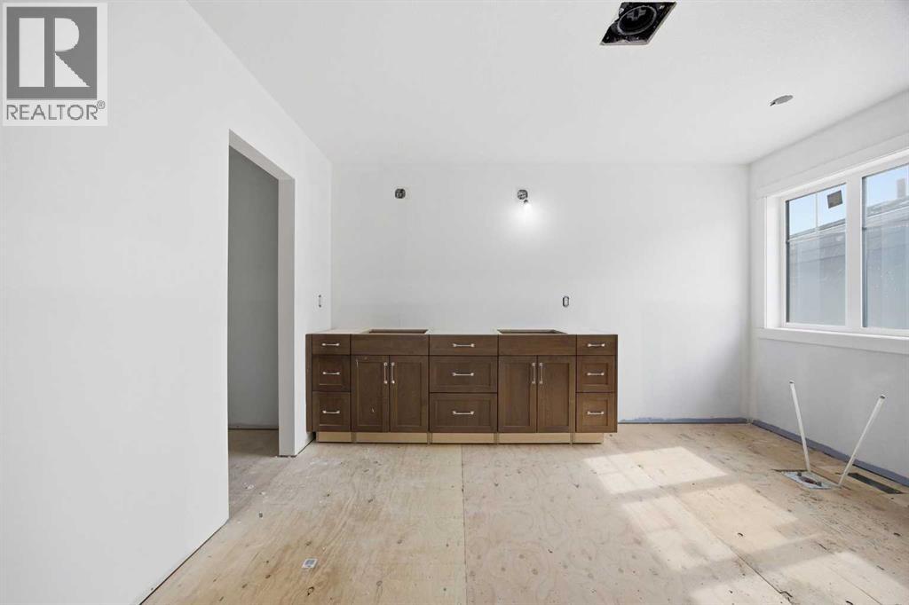 460 Discovery Place SW, Calgary, Alberta  T3H 6A2 - Photo 28 - A2300011
