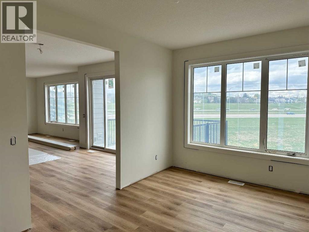 460 Discovery Place SW, Calgary, Alberta  T3H 6A2 - Photo 13 - A2300011