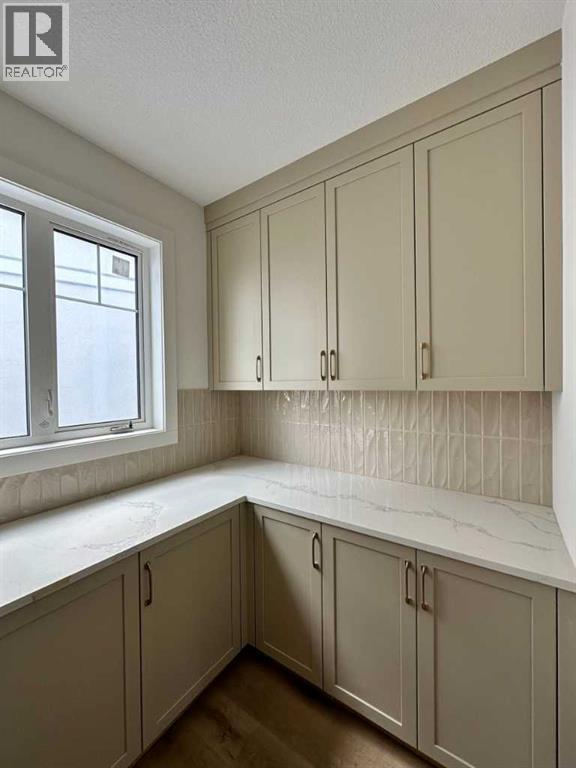 460 Discovery Place SW, Calgary, Alberta  T3H 6A2 - Photo 15 - A2300011