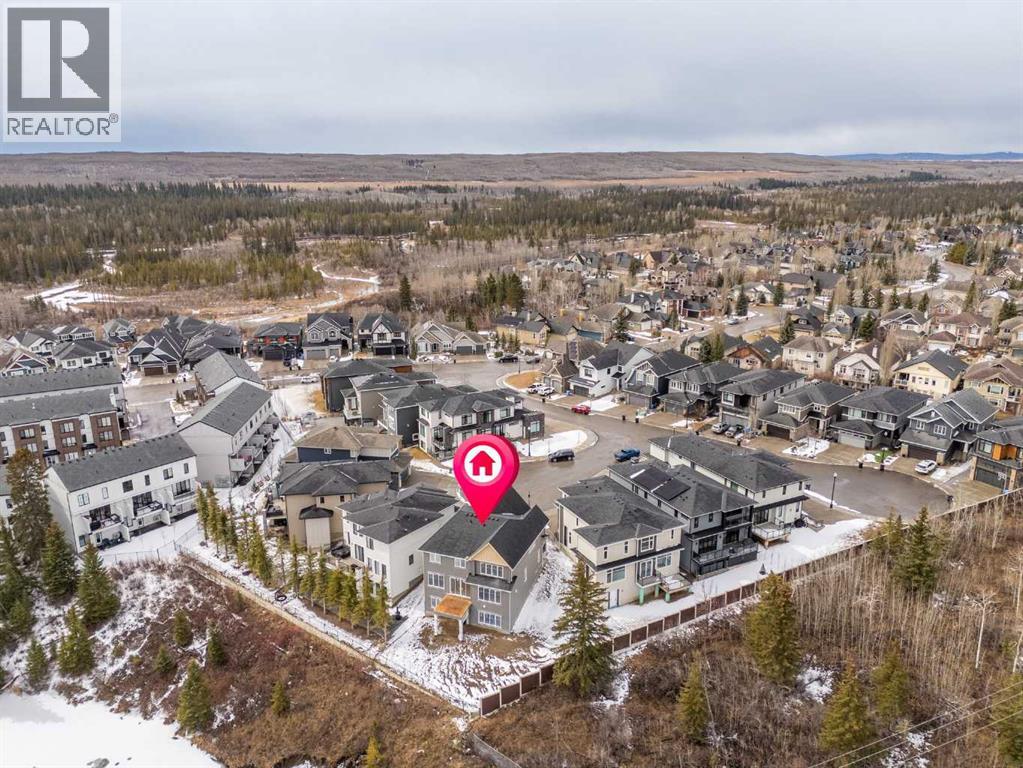 460 Discovery Place SW, Calgary, Alberta  T3H 6A2 - Photo 4 - A2300011