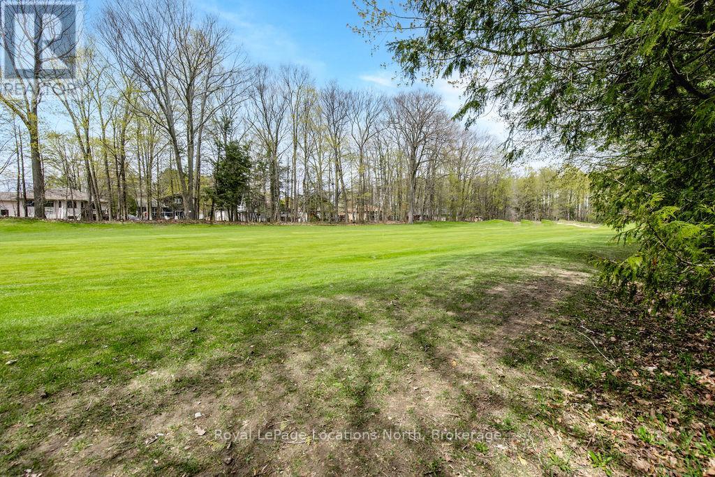 40 Fairway Crescent, Wasaga Beach, Ontario  L9Z 1B8 - Photo 31 - S12923984