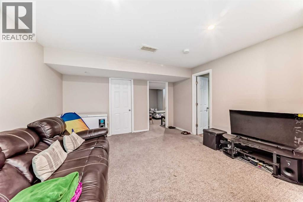 32 Saddlebrook Place NE, Calgary, Alberta  T3J 5M3 - Photo 27 - A2307776