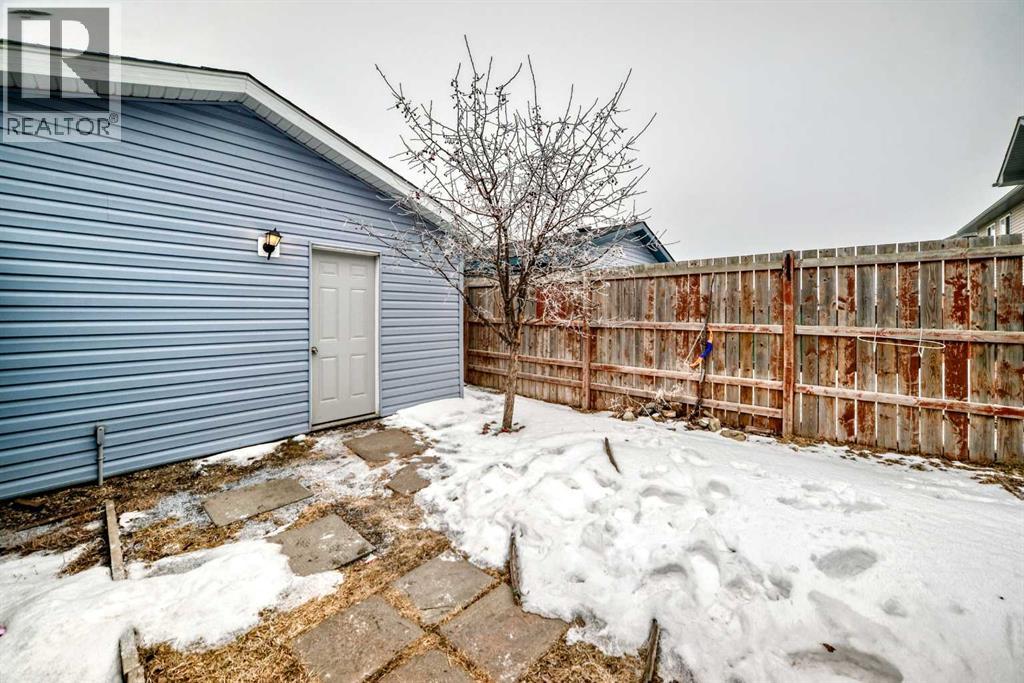 32 Saddlebrook Place NE, Calgary, Alberta  T3J 5M3 - Photo 33 - A2307776