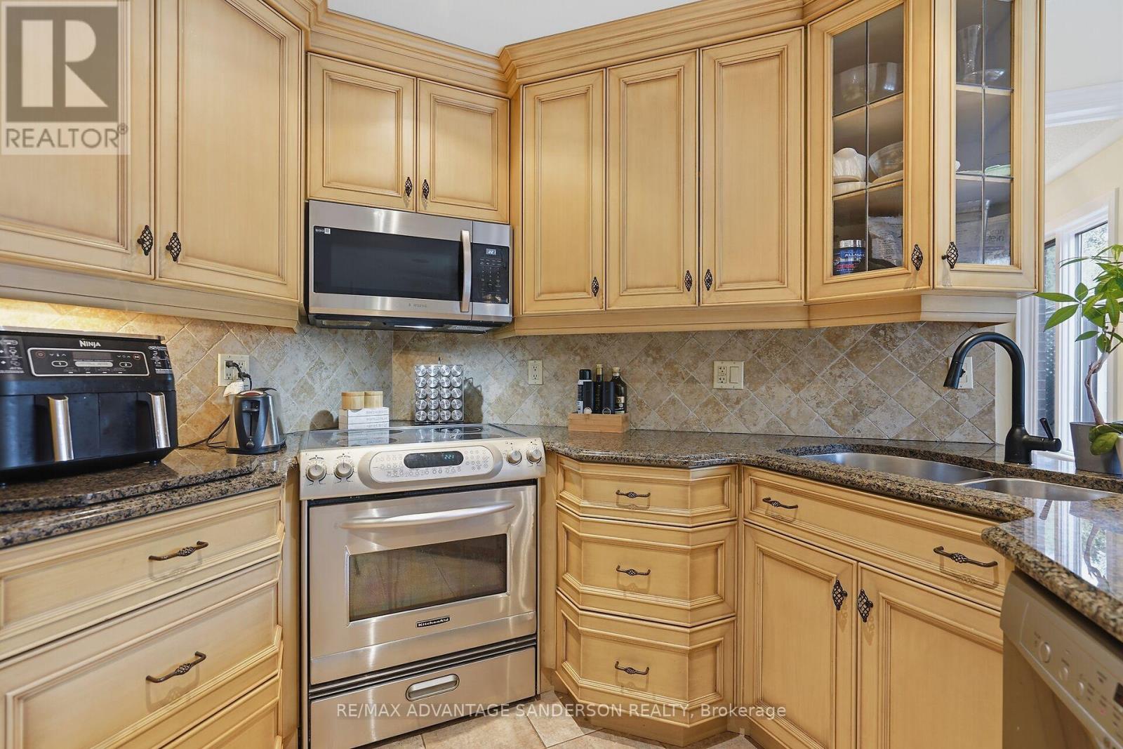 512 Jeffreybrook Drive, London North, Ontario  N5X 2S6 - Photo 30 - X13127740