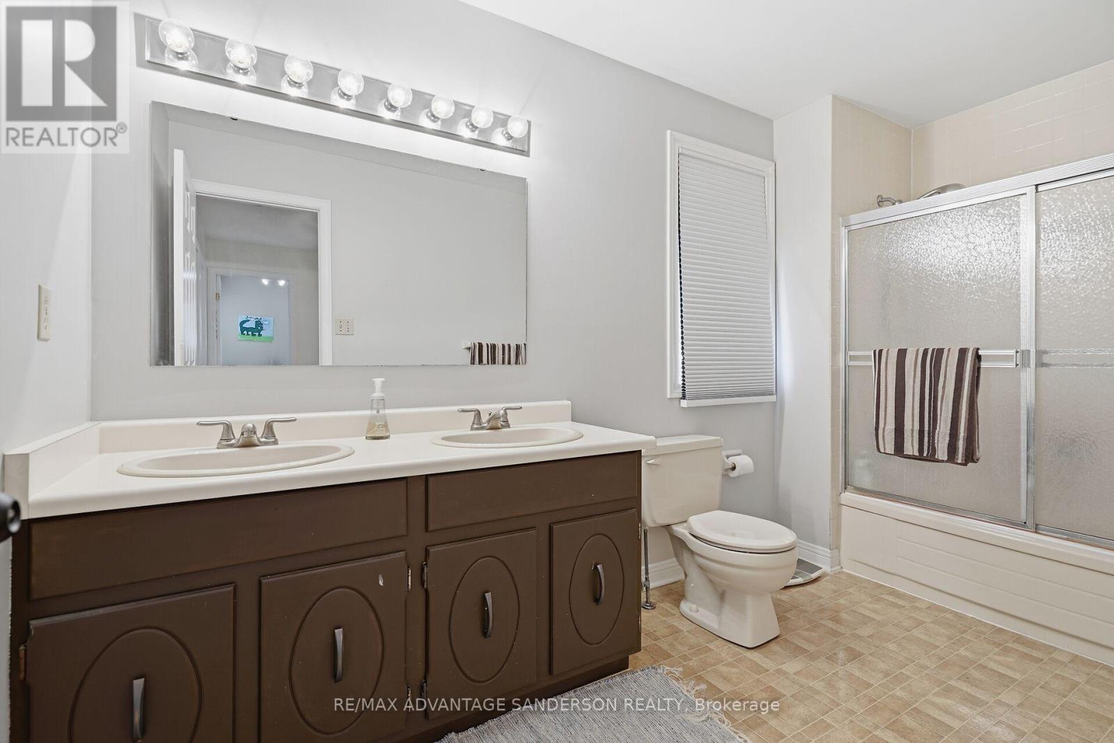 512 Jeffreybrook Drive, London North, Ontario  N5X 2S6 - Photo 46 - X13127740