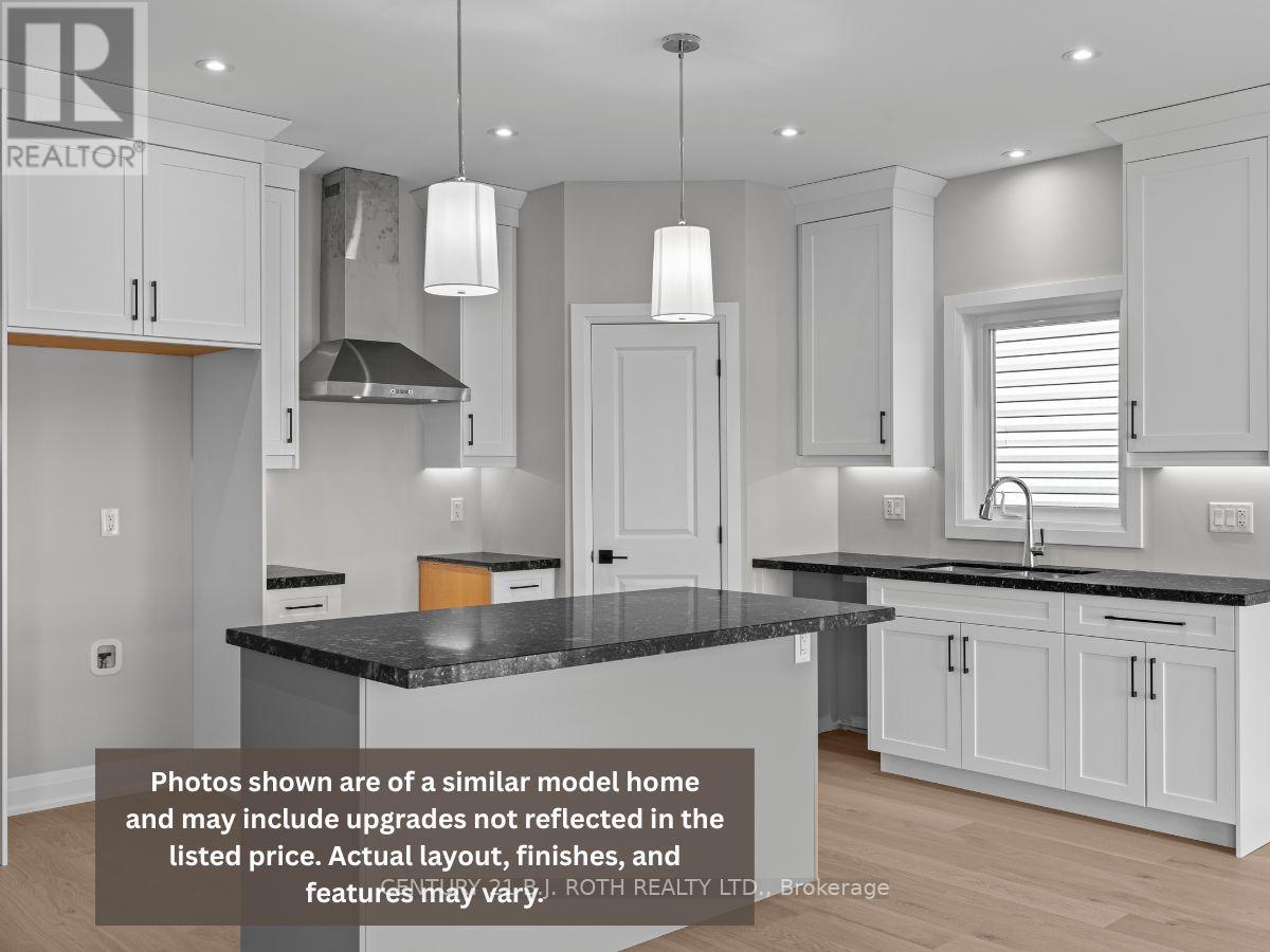 31 Harold Avenue, Severn, Ontario  L0K 1E0 - Photo 3 - S13138380