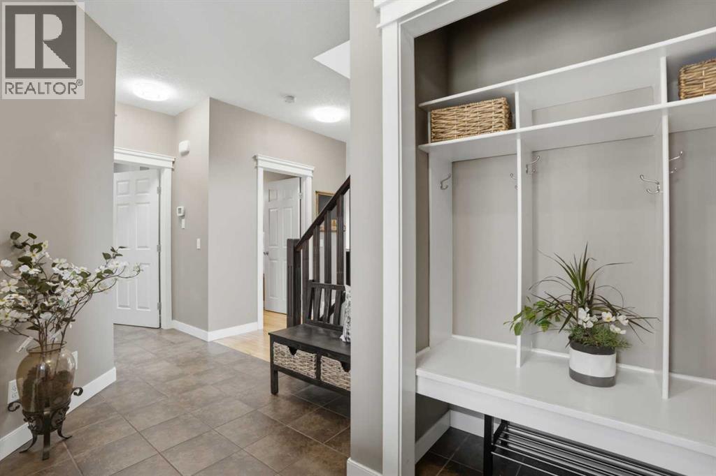 44 Westridge Crescent, Okotoks, Alberta  T1S 0G7 - Photo 4 - A2312855