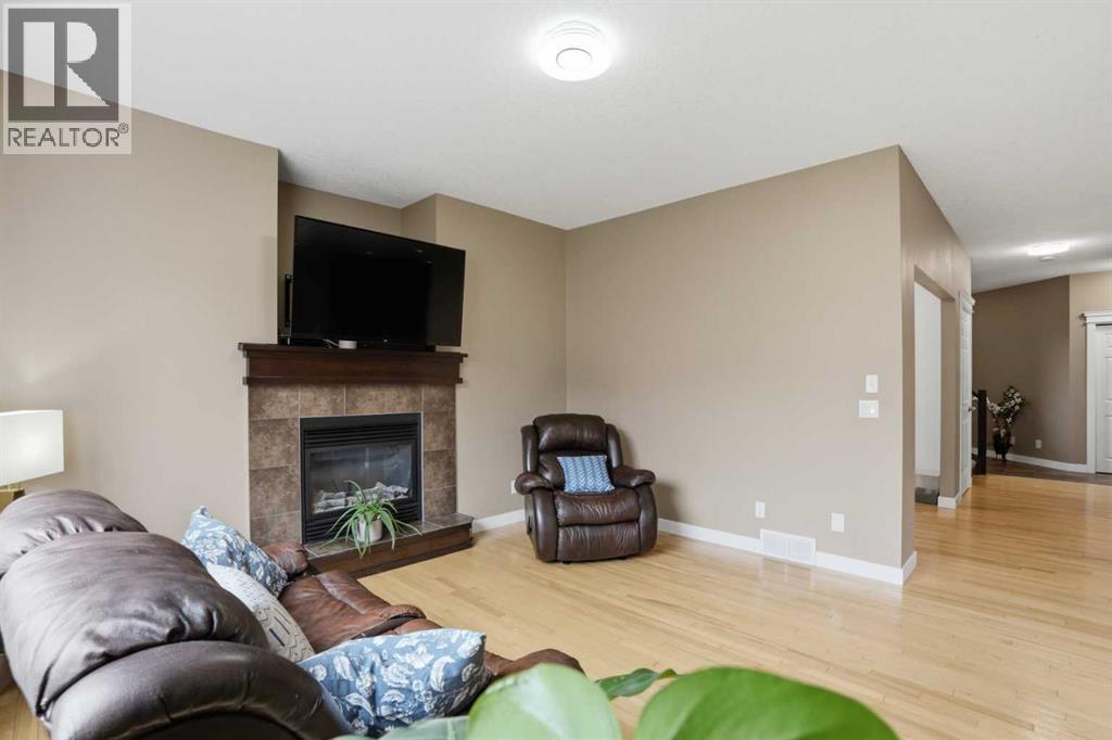 44 Westridge Crescent, Okotoks, Alberta  T1S 0G7 - Photo 9 - A2312855