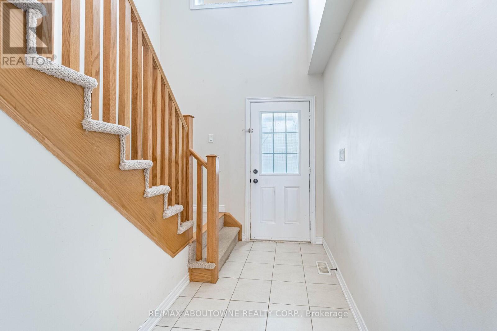 81 Pettitt Drive, Guelph, Ontario N1E 0M2 - Photo 6 - X13119046