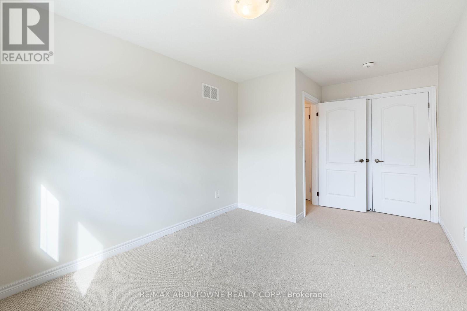 81 Pettitt Drive, Guelph, Ontario N1E 0M2 - Photo 37 - X13119046