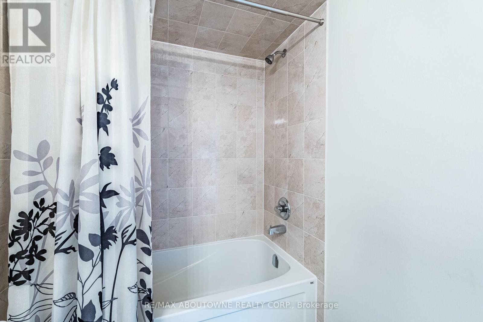 81 Pettitt Drive, Guelph, Ontario N1E 0M2 - Photo 40 - X13119046