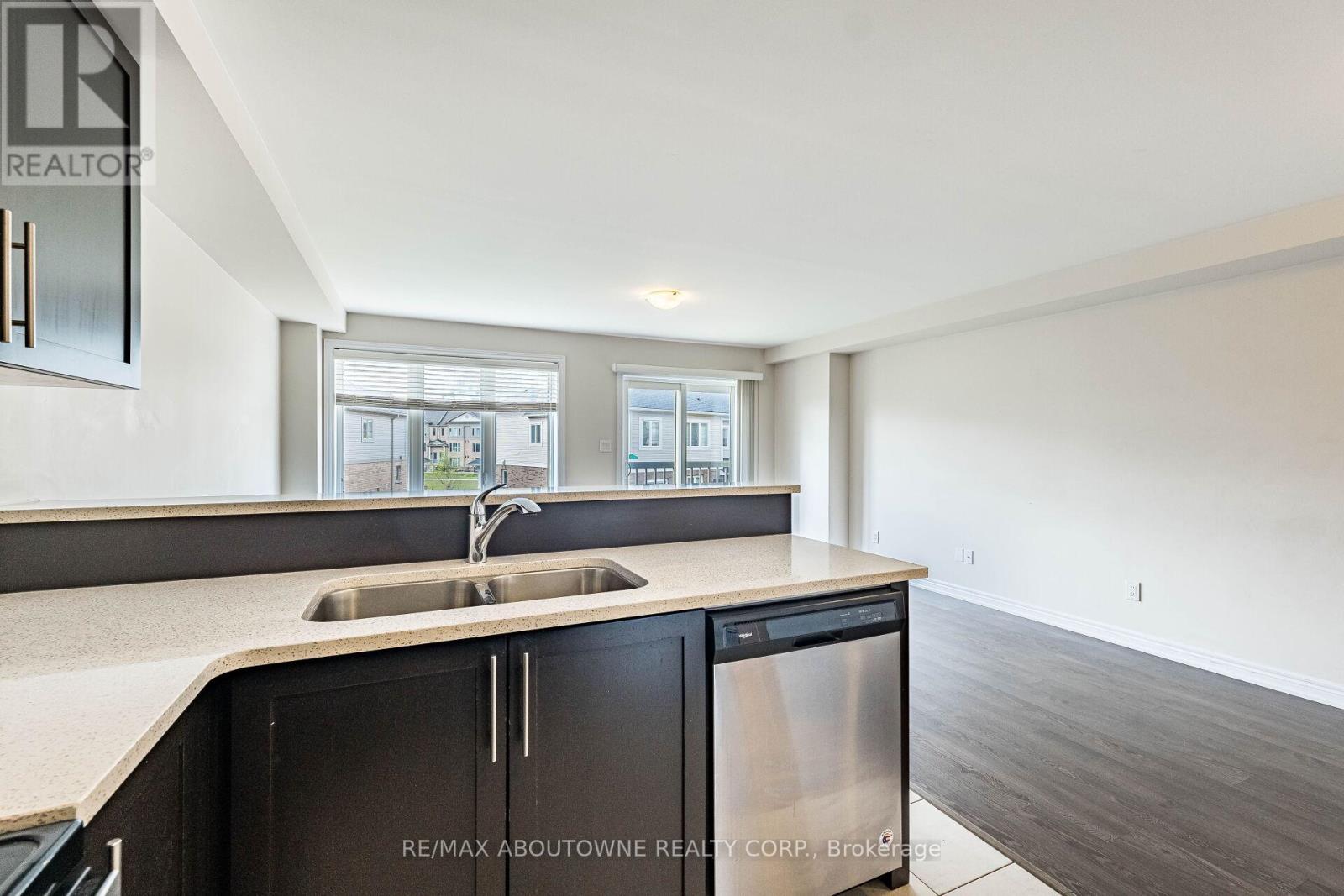 81 Pettitt Drive, Guelph, Ontario N1E 0M2 - Photo 21 - X13119046