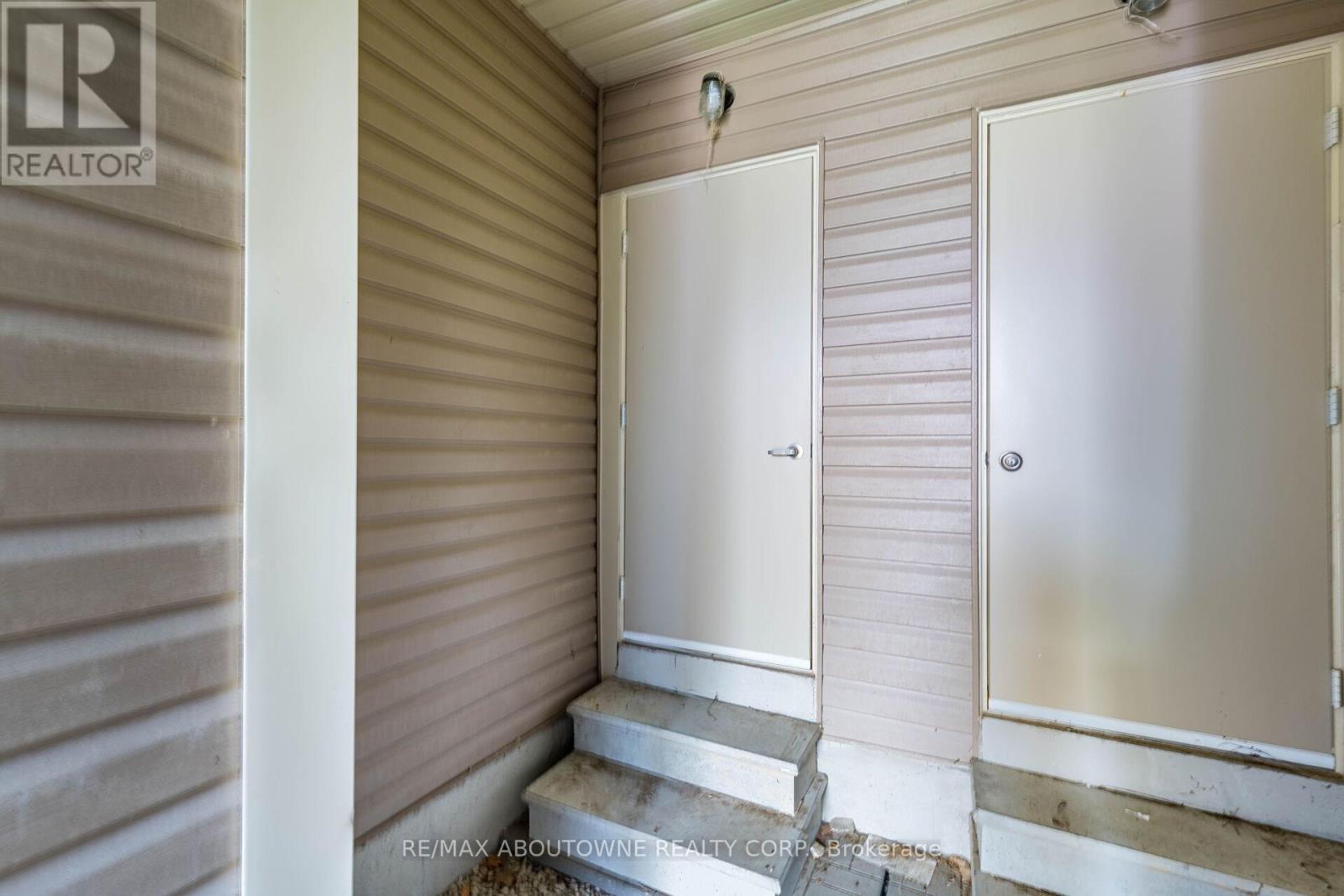 81 Pettitt Drive, Guelph, Ontario N1E 0M2 - Photo 50 - X13119046