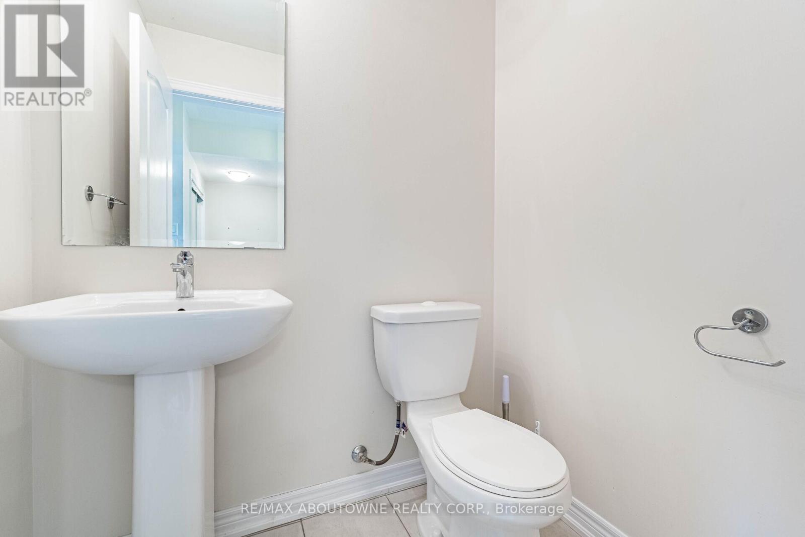 81 Pettitt Drive, Guelph, Ontario N1E 0M2 - Photo 9 - X13119046