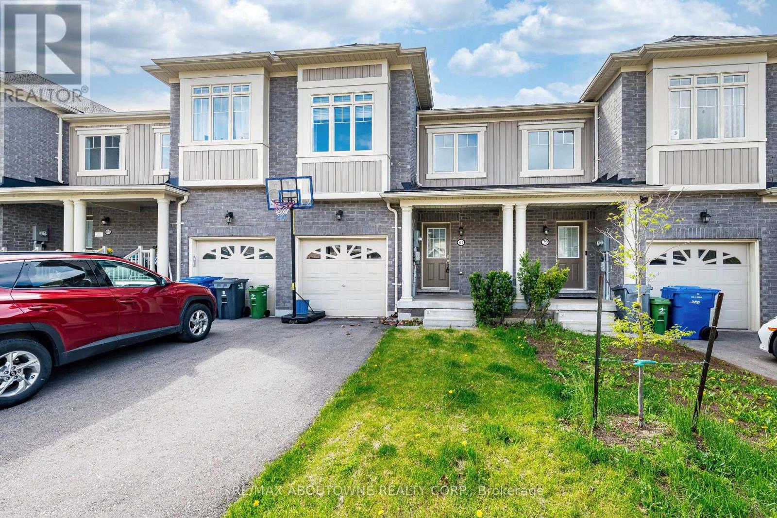 81 Pettitt Drive, Guelph, Ontario N1E 0M2 - Photo 2 - X13119046
