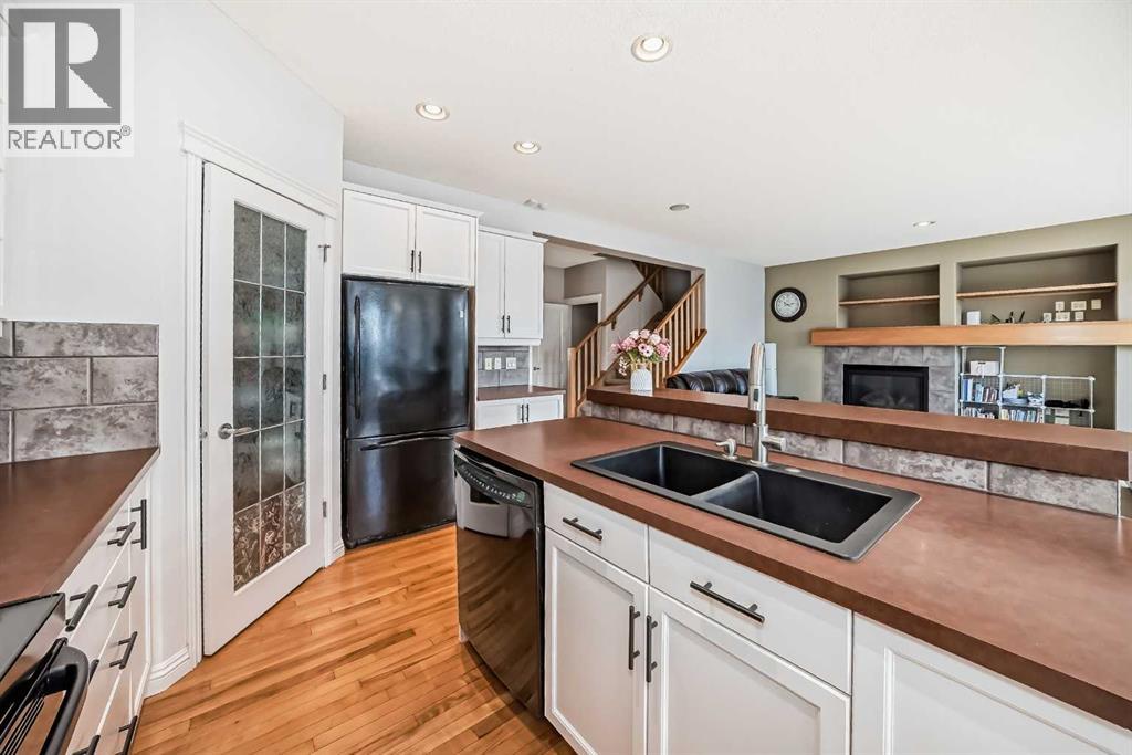 51 Royal Oak View NW, Calgary, Alberta  T3G 5L6 - Photo 11 - A2311029