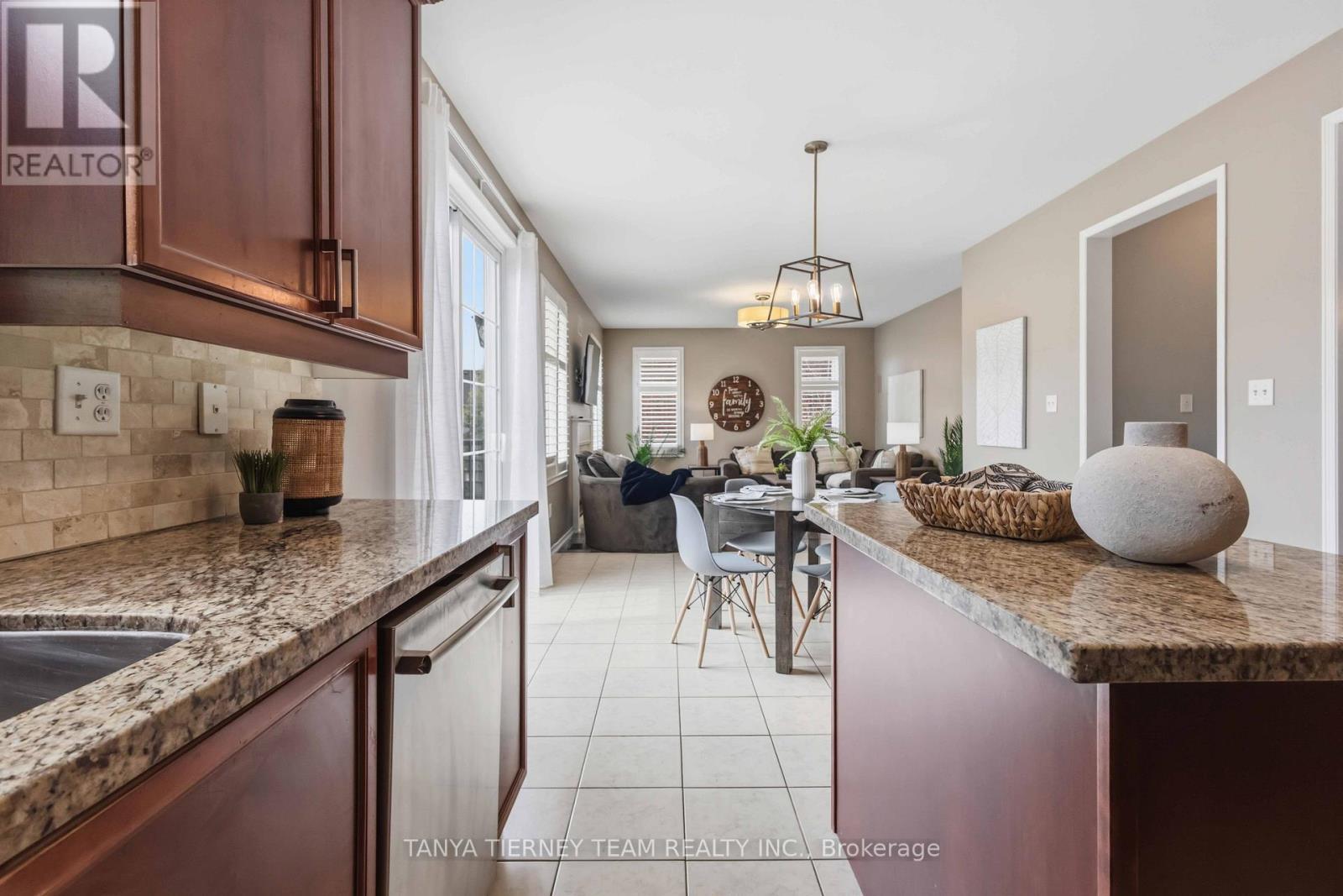 2315 Hackett Place, Oshawa, Ontario  L1L 0A2 - Photo 17 - E13149932