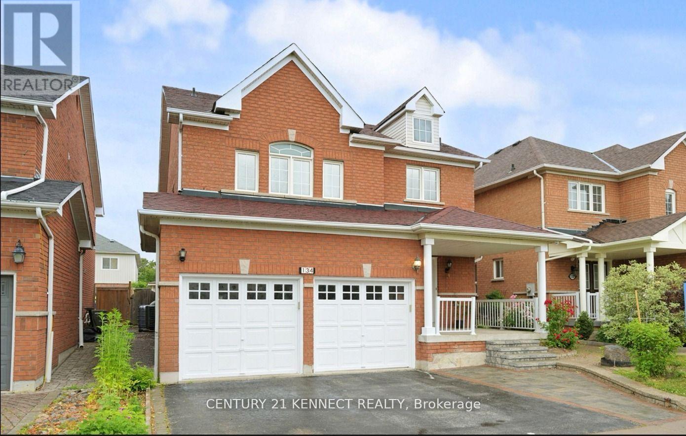 134 Medland Avenue, Whitby, Ontario  L1P 1W7 - Photo 2 - E13149968