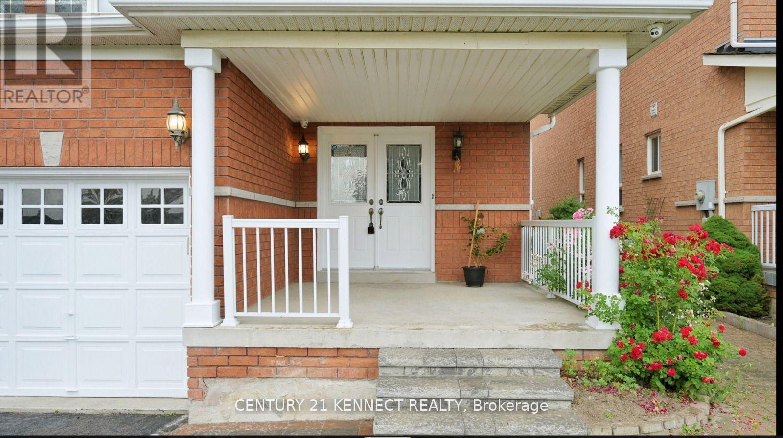 134 Medland Avenue, Whitby, Ontario  L1P 1W7 - Photo 3 - E13149968