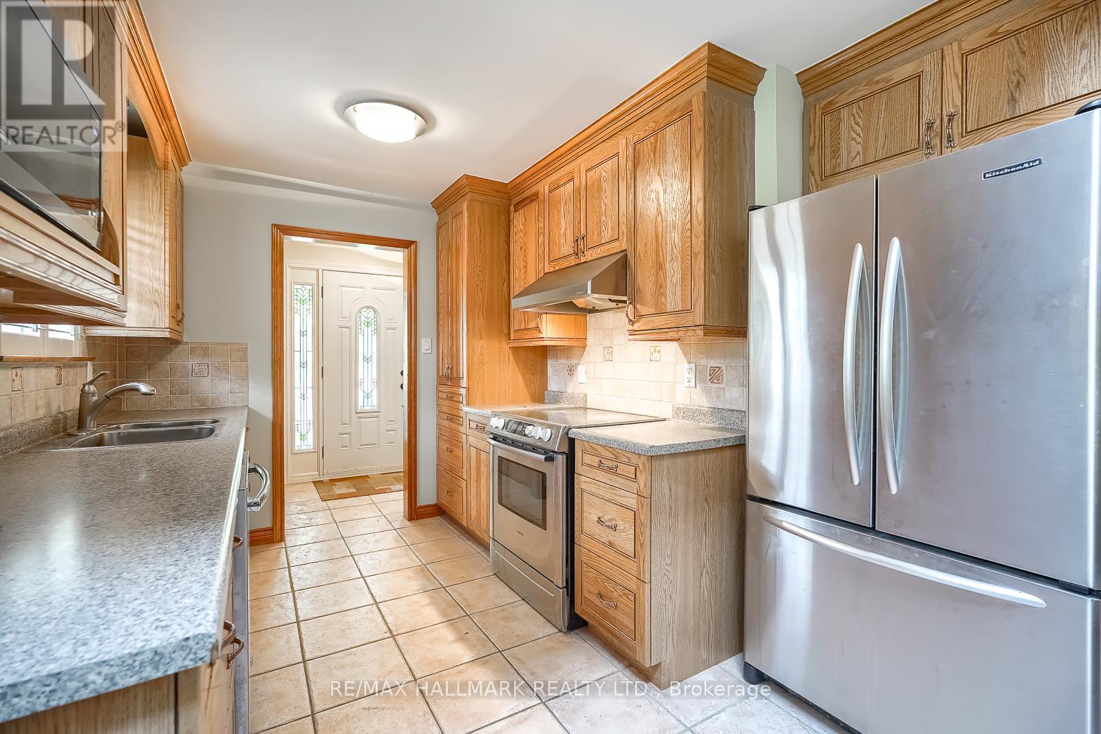 14 Scotland Road, Toronto (Agincourt South-Malvern West), Ontario  M1S 1L6 - Photo 13 - E13150018