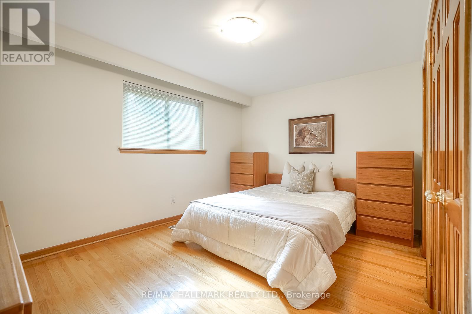 14 Scotland Road, Toronto (Agincourt South-Malvern West), Ontario  M1S 1L6 - Photo 18 - E13150018