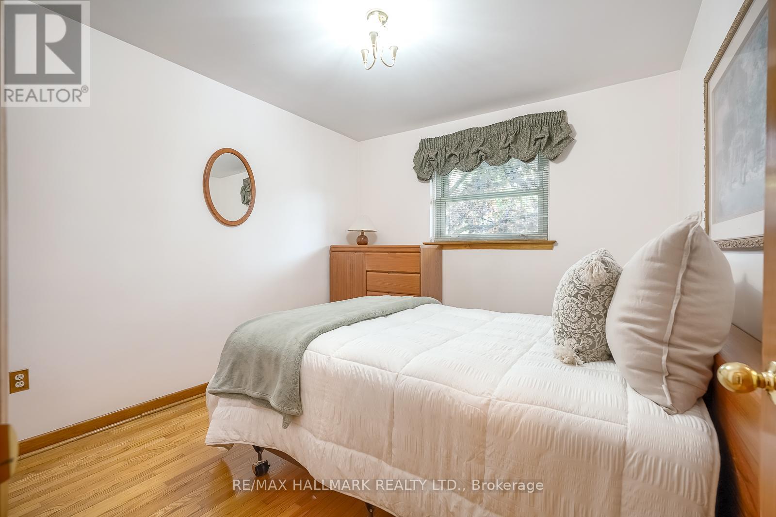 14 Scotland Road, Toronto (Agincourt South-Malvern West), Ontario  M1S 1L6 - Photo 23 - E13150018