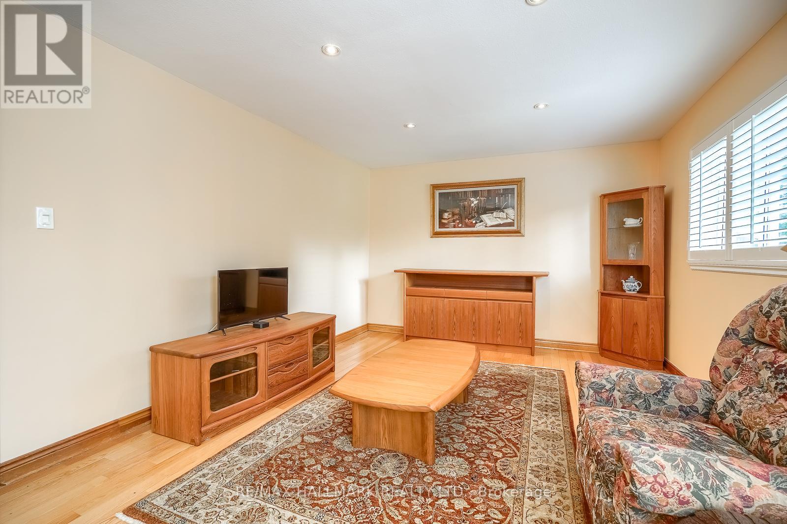 14 Scotland Road, Toronto (Agincourt South-Malvern West), Ontario  M1S 1L6 - Photo 30 - E13150018