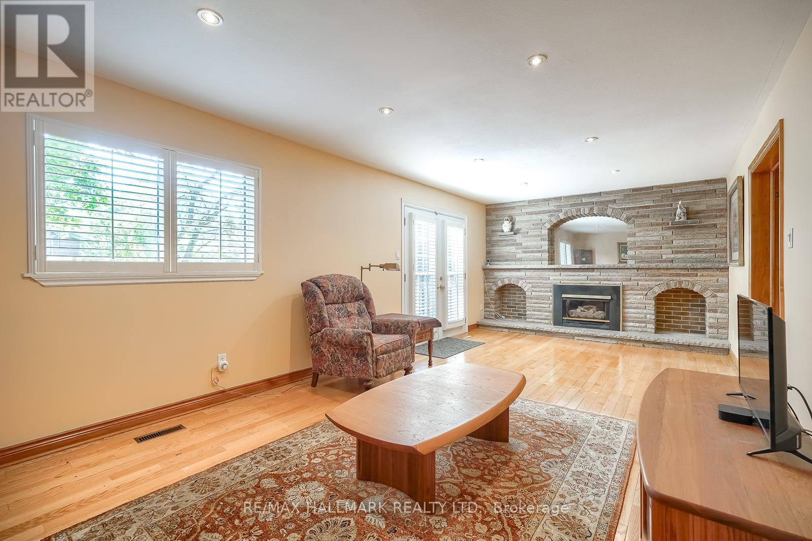 14 Scotland Road, Toronto (Agincourt South-Malvern West), Ontario  M1S 1L6 - Photo 31 - E13150018