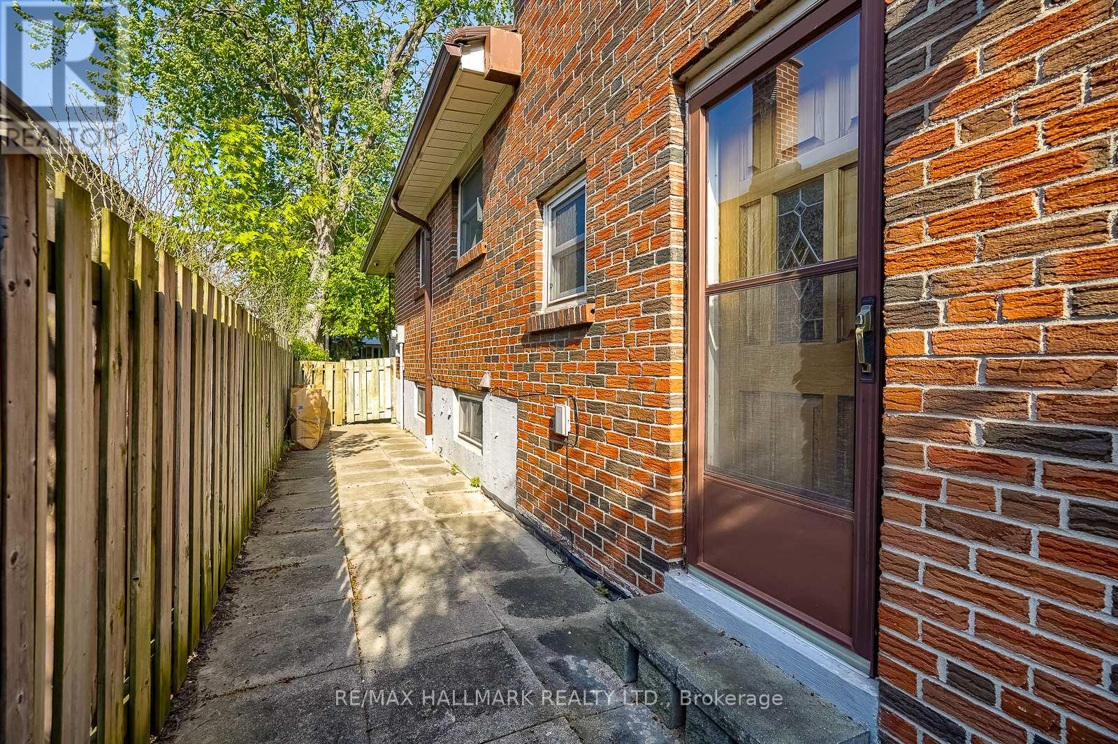 14 Scotland Road, Toronto (Agincourt South-Malvern West), Ontario  M1S 1L6 - Photo 43 - E13150018