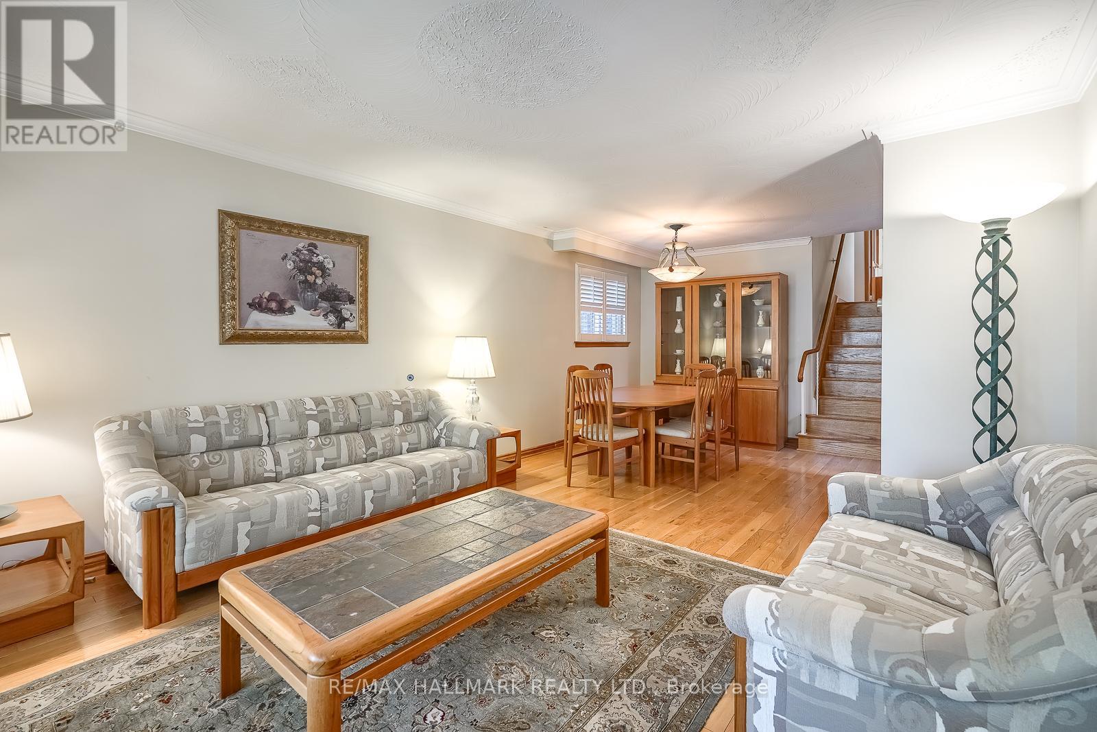 14 Scotland Road, Toronto (Agincourt South-Malvern West), Ontario  M1S 1L6 - Photo 7 - E13150018