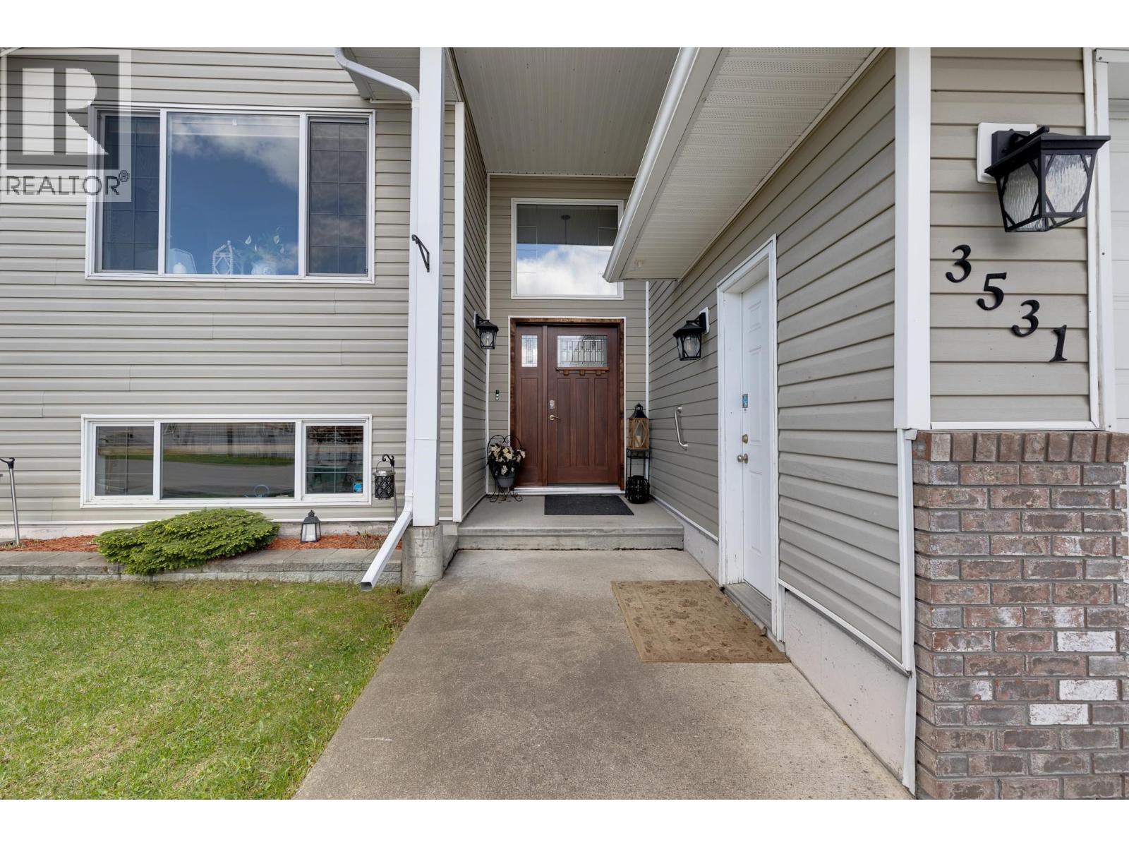 3531 Chartwell Avenue, Prince George, British Columbia  V2N 6Y4 - Photo 2 - R3125610