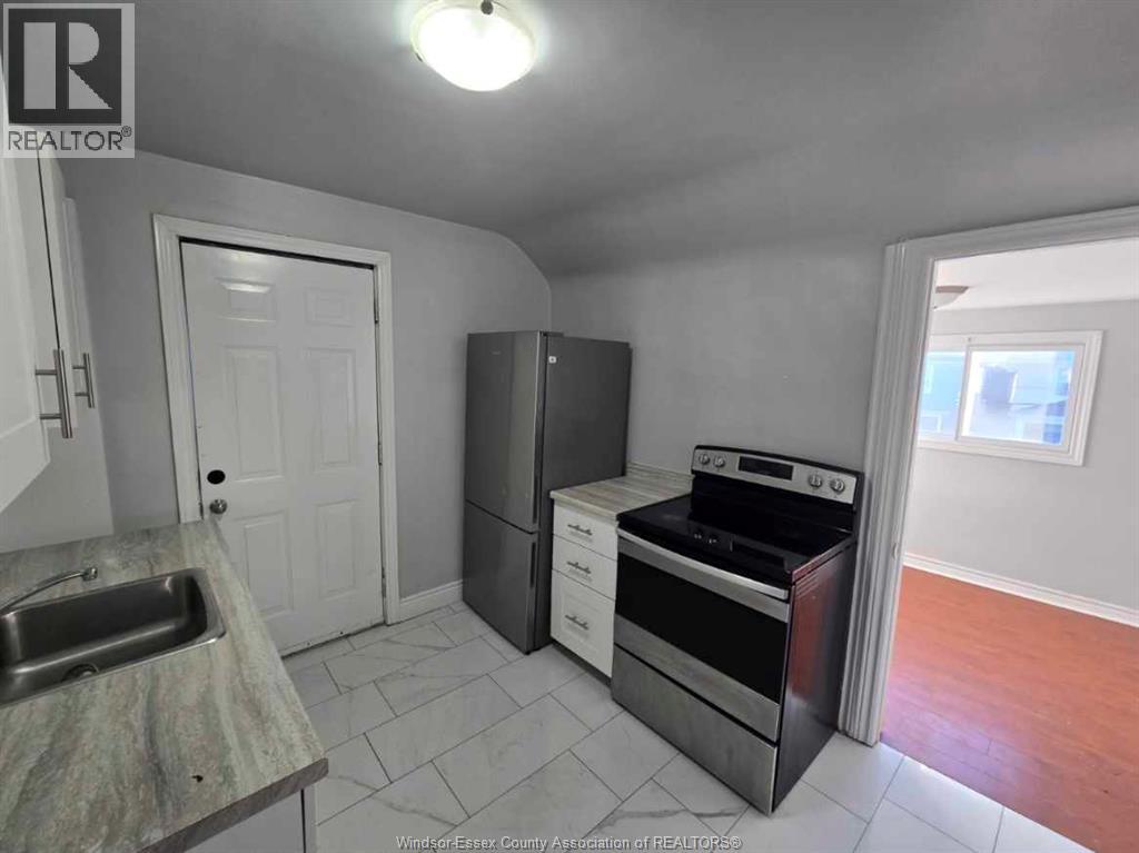 1106-1108 Elm Avenue Unit# Upper, Windsor, Ontario N9A 5H7 - Photo 2 - 26011619